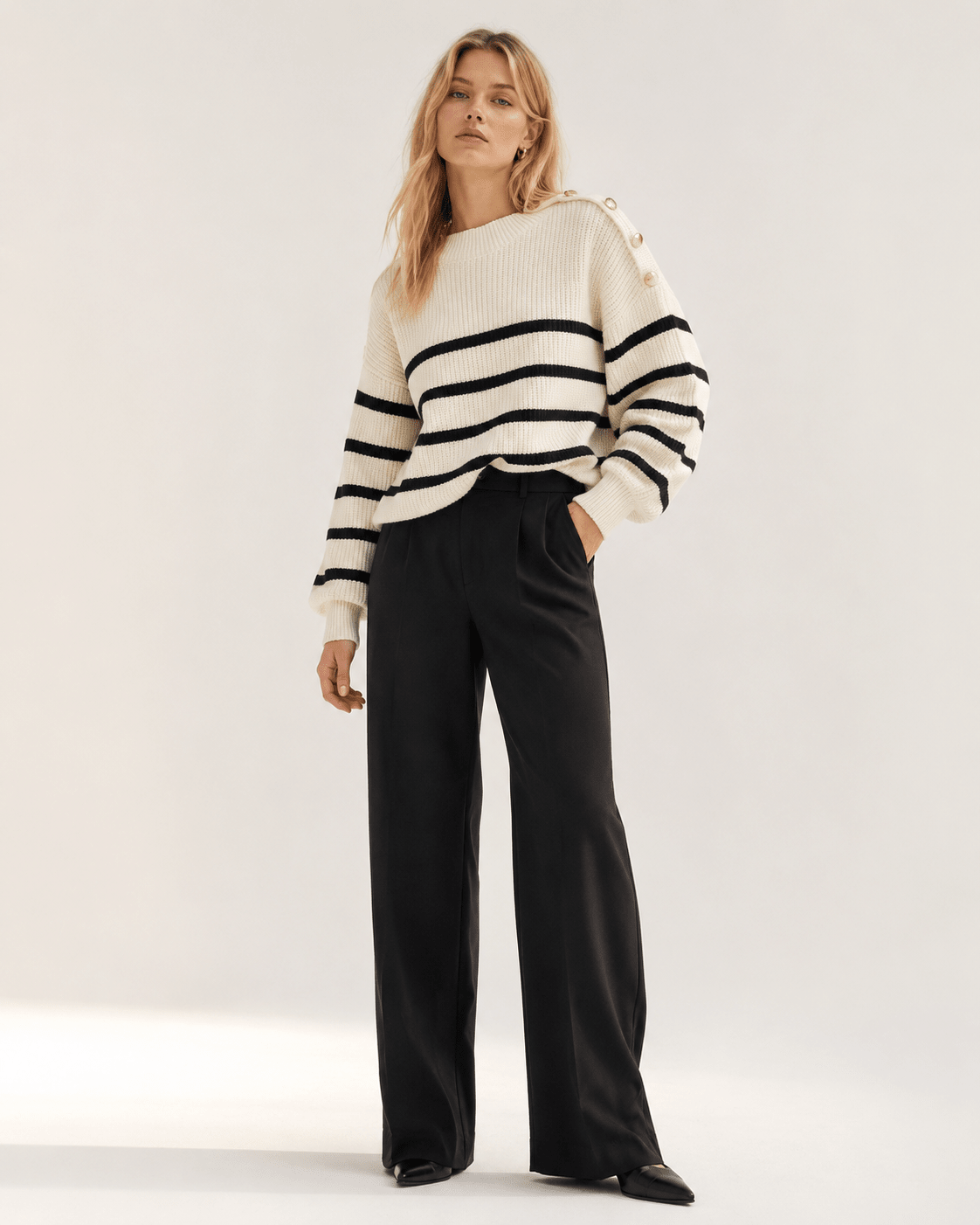 Oversized Striped Knit Sweater with Crew Neck – Comfortable for All Seasons - We are MFEO