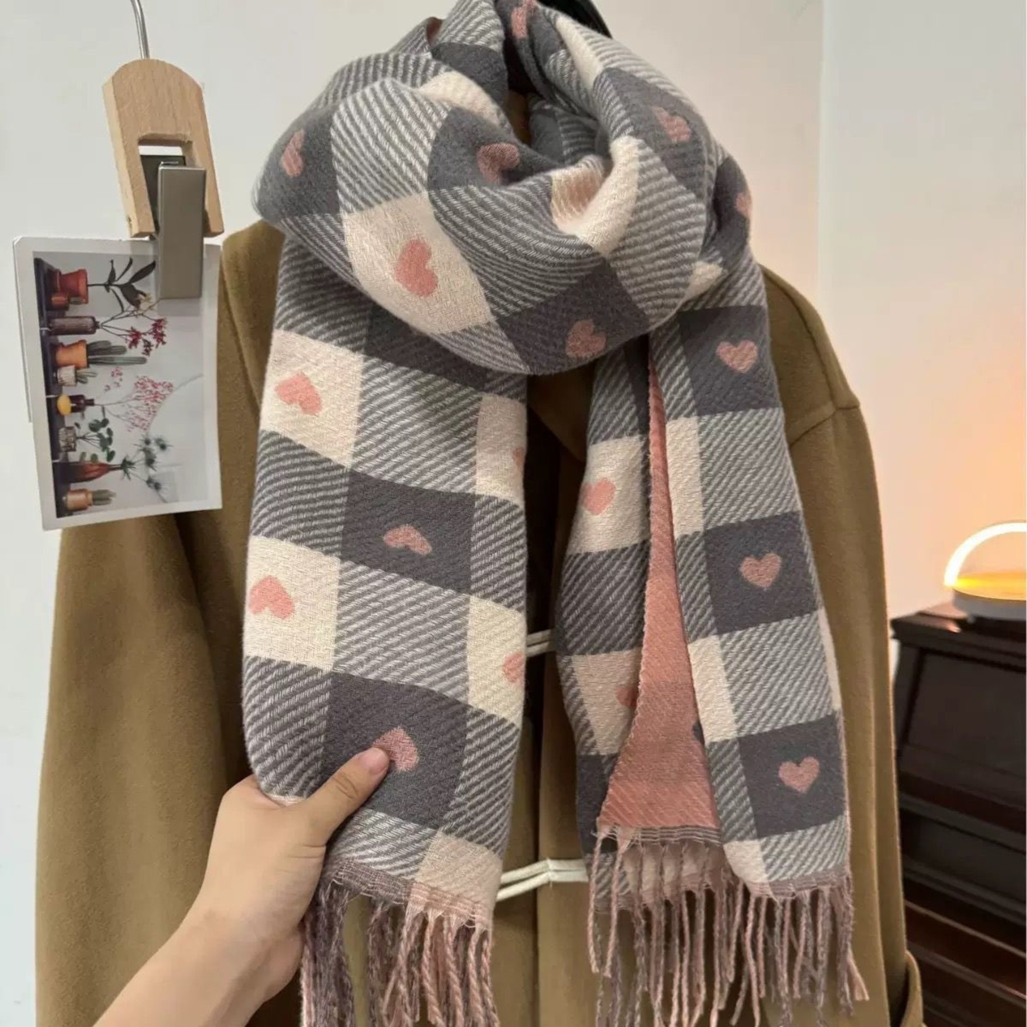 Reversible Plaid Scarf with Tassels - Cozy Double-Sided Accessory for Cold Weather 3