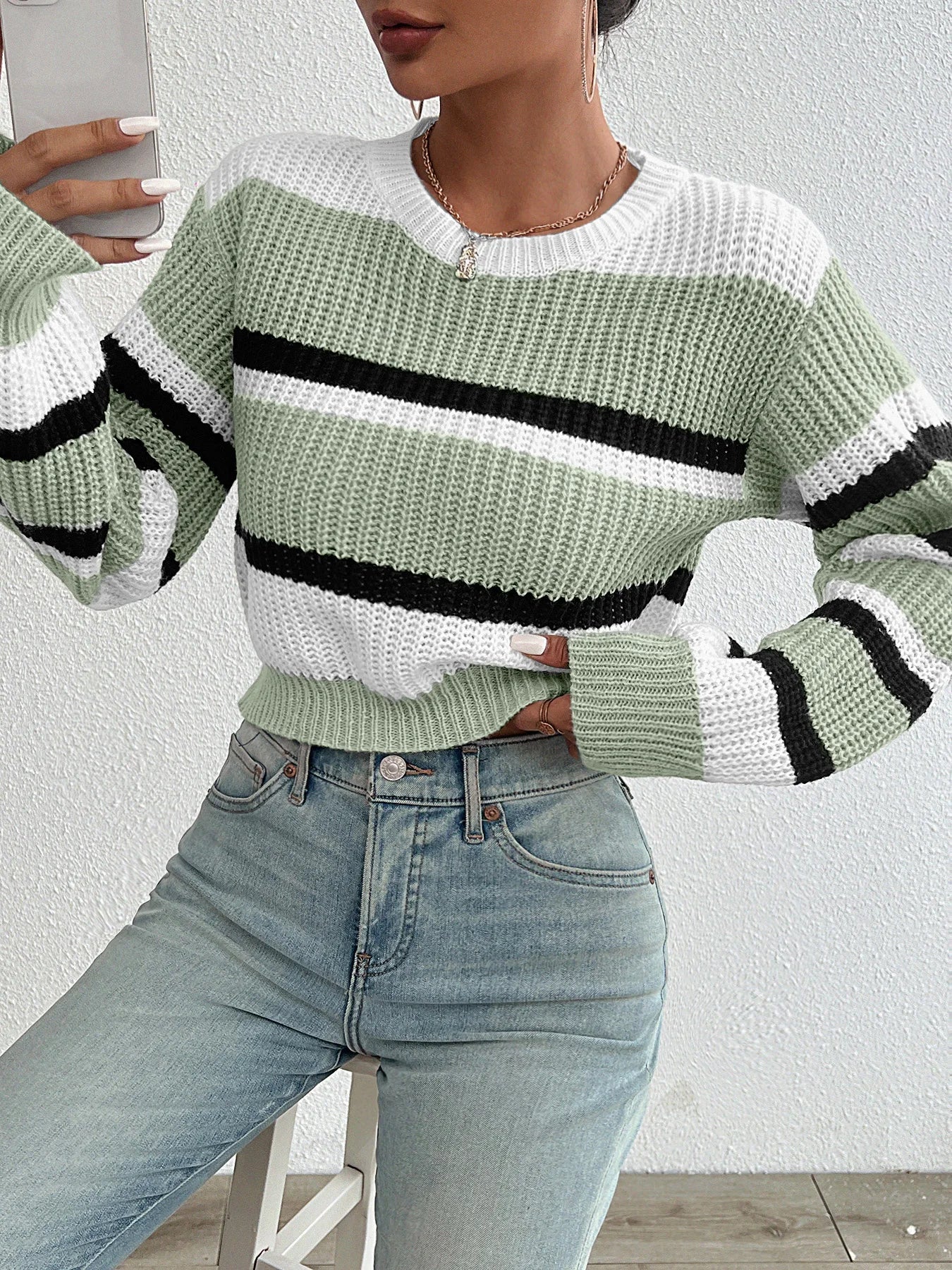 Women's Oversized Striped Sweater – Cozy Knit with Drop Shoulders for Autumn/Winter 3