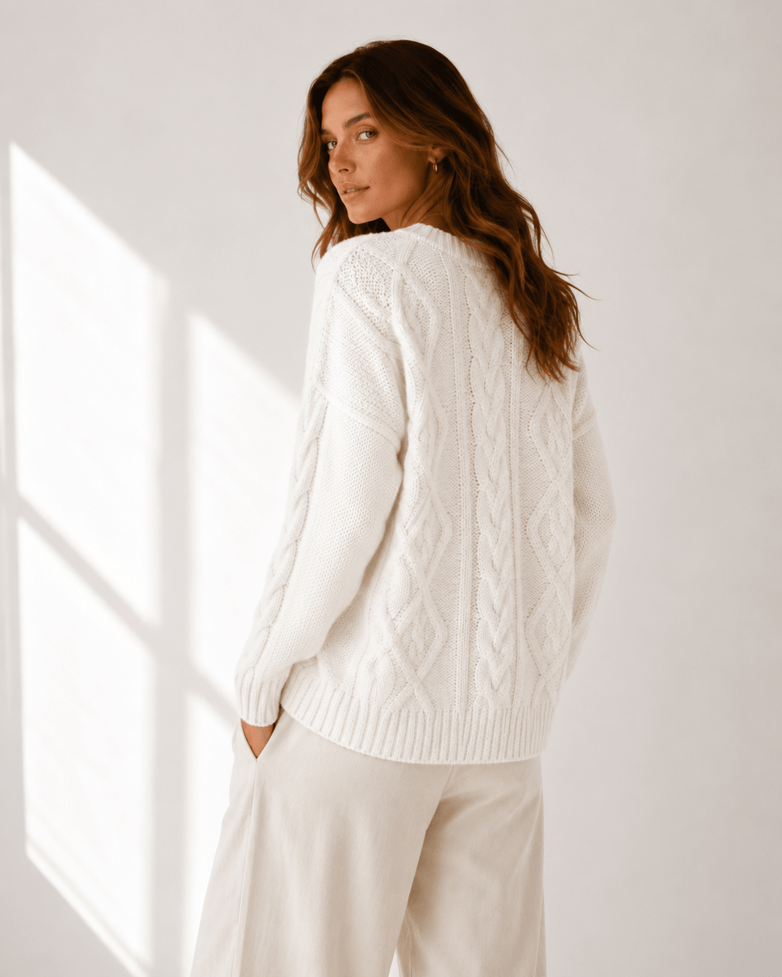 Crew Neck Long Sleeve Sweater – Slim Fit Wool Blend for Autumn and Winter - We are MFEO