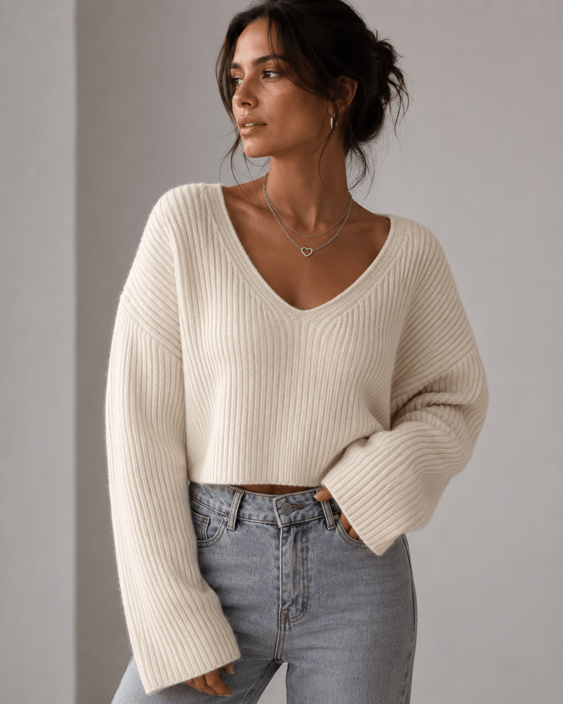 Cropped V-Neck Sweater with Crochet Texture – High Stretch Knit for Autumn/Winter - We are MFEO