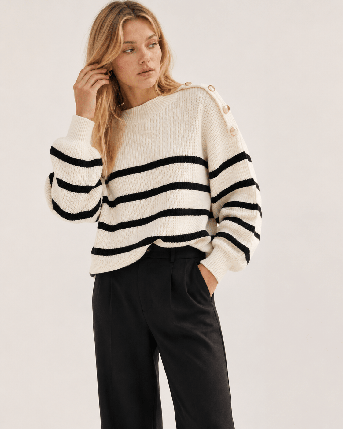 Oversized Striped Knit Sweater with Crew Neck – Comfortable for All Seasons - We are MFEO